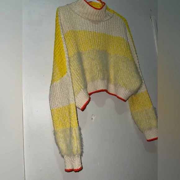 NWOT Free People Yellow Sunbright Slouchy Knit Fuzzy Sweater - Picture 4 of 11